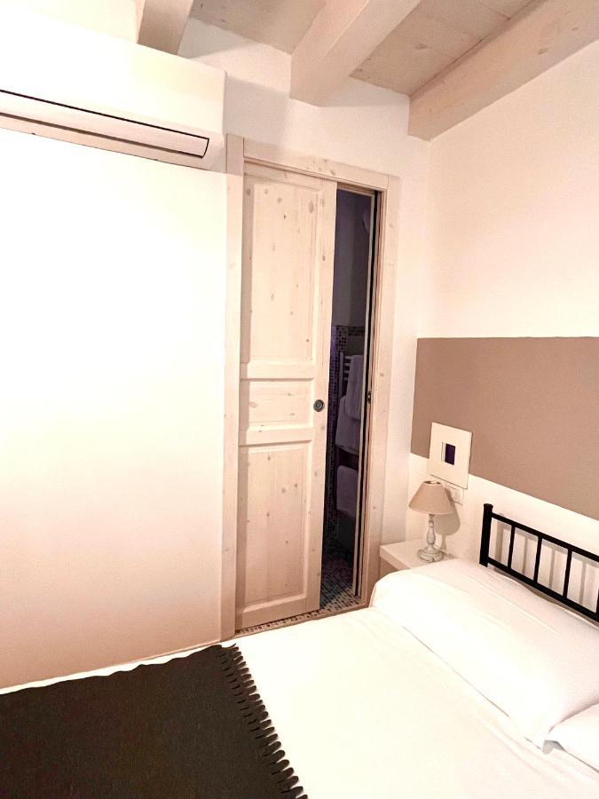 Residenza Serena B&B -Centro Storico Mantova Exteriör bild