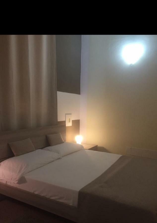 Residenza Serena B&B -Centro Storico Mantova Exteriör bild