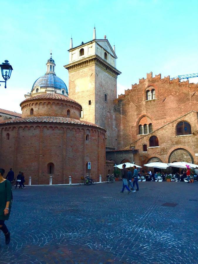Residenza Serena B&B -Centro Storico Mantova Exteriör bild